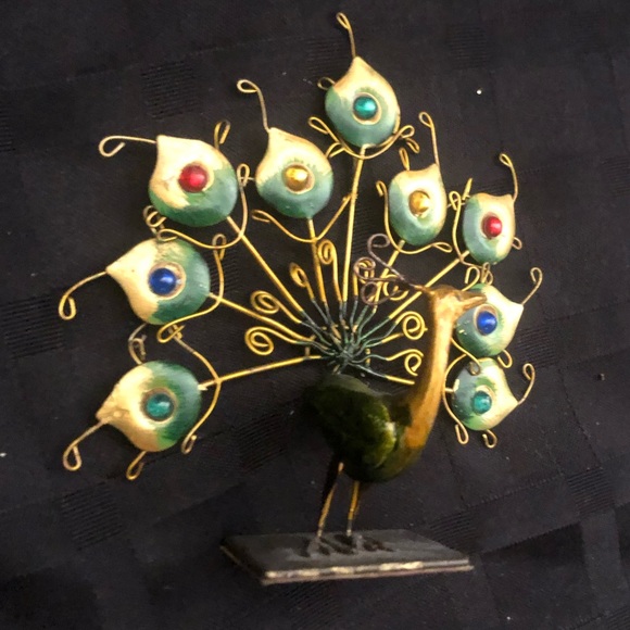 6 Metal Peacock Picture/Place Setting Holders - Picture 1 of 7